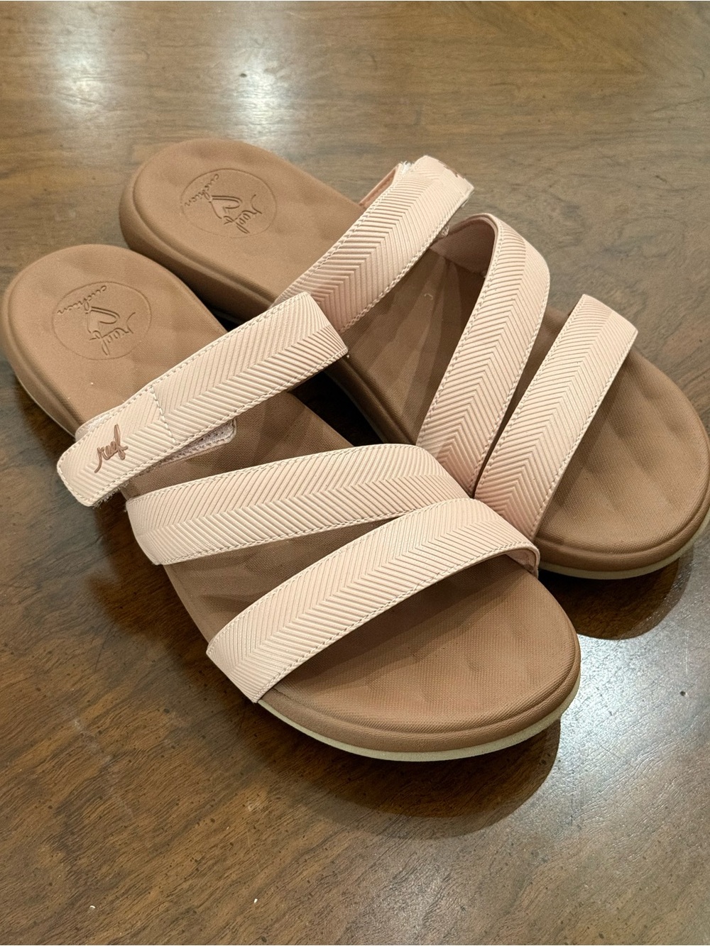REEF Cushion Harmony Sandals, Size 9, Light Pink